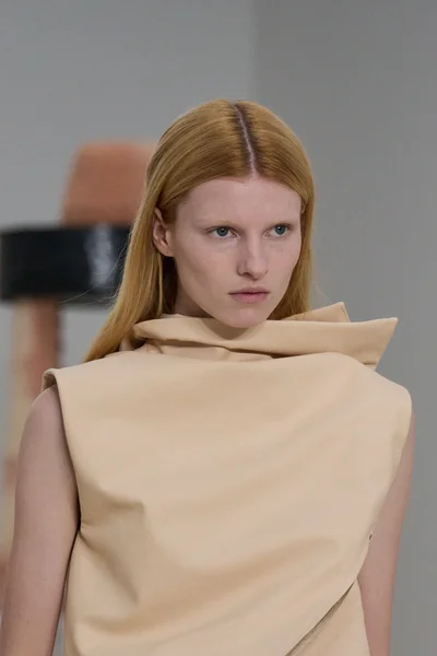 Look 56